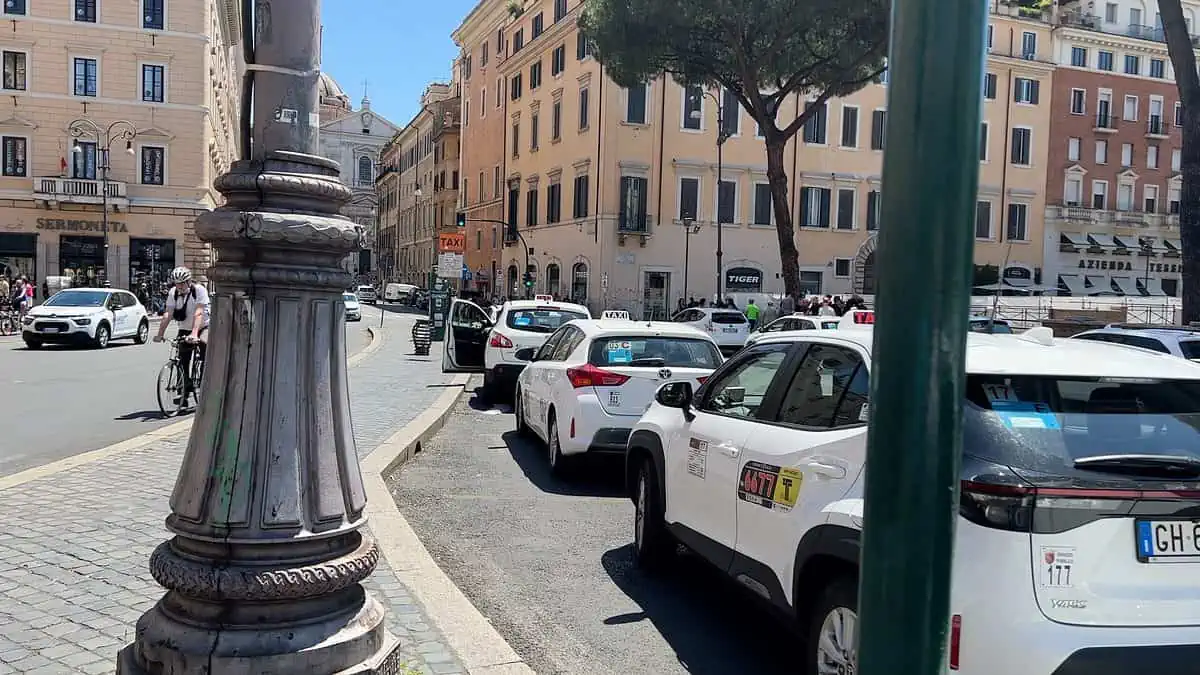 Taxibilar i Rom