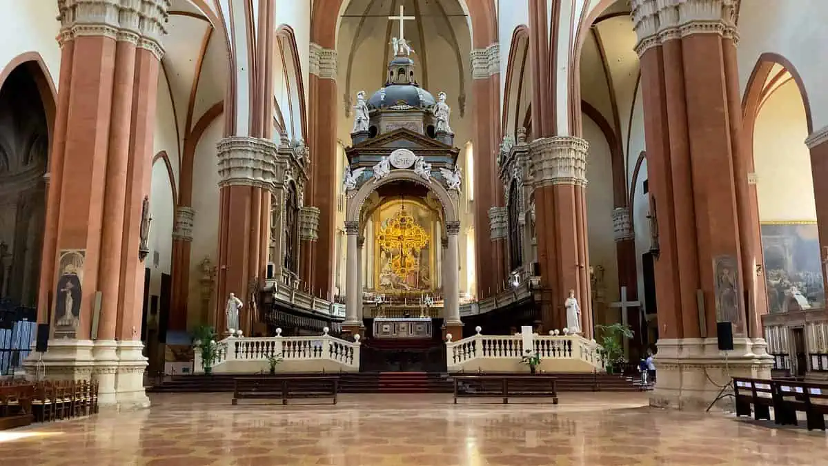 Bologna San Petronio der Altar