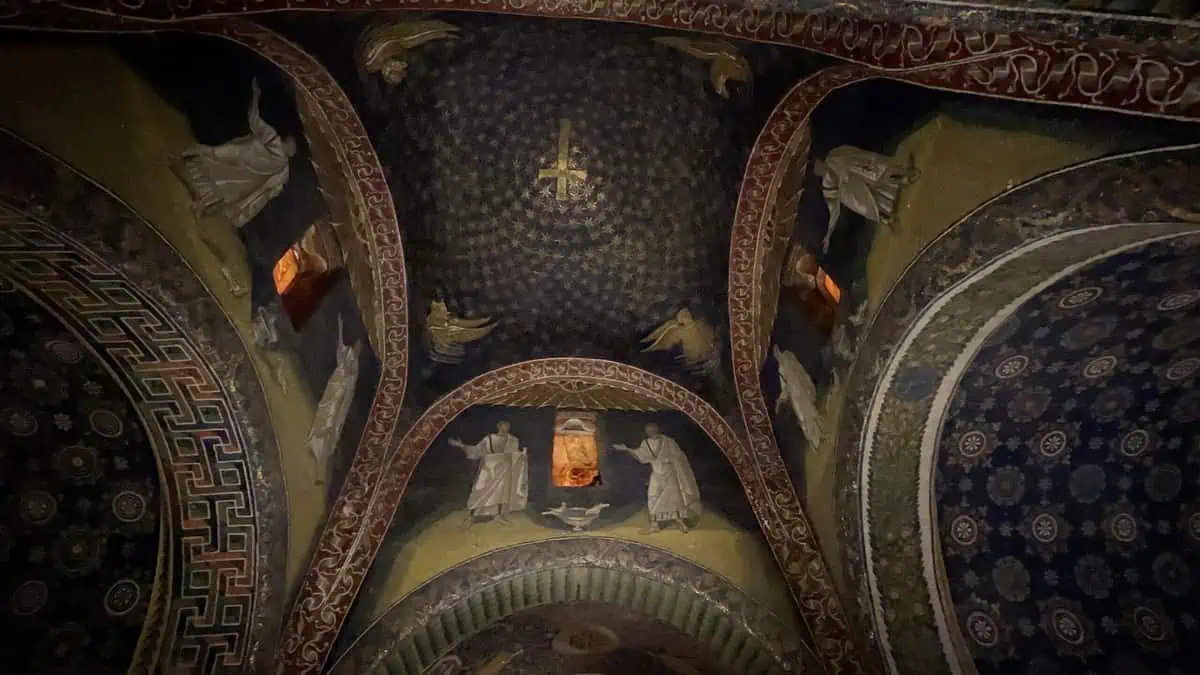 Мозайки от мавзолея на Гала Плацидия