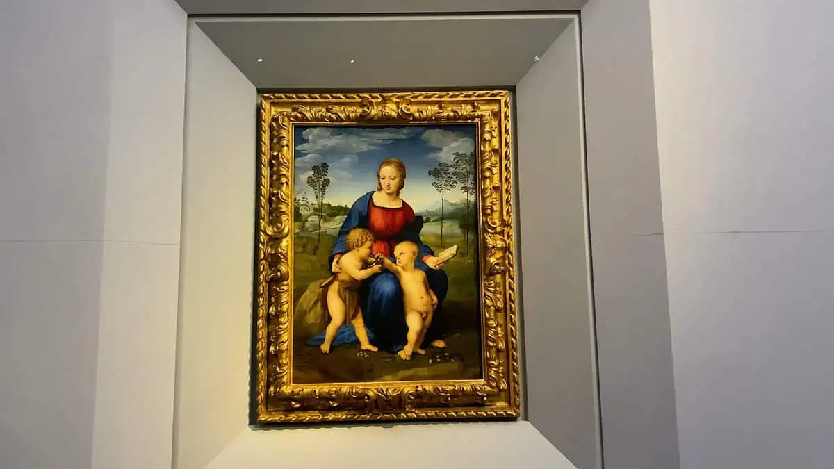 Uffizi Gallery, Raphael Madonna Col Bambino